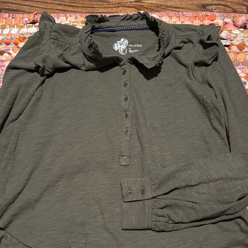 Pilcro woman’s  Dark Olive Button Down Shirt